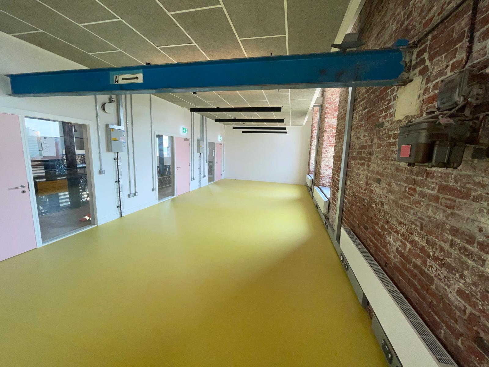Forbo marmoleum 1 commercial space